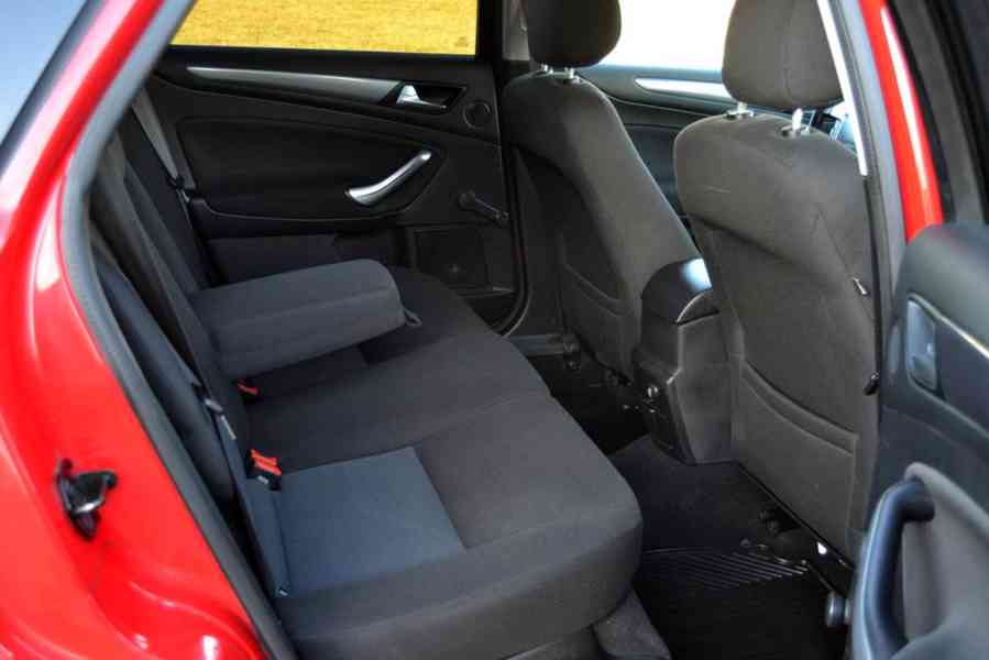 Ford Mondeo 2.0 TDCI Ambiente kombi facelift - foto 12