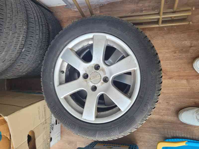 Prodám udržovaní elektrony  Peugeot rozměry 205/55/R16 H.  - foto 1
