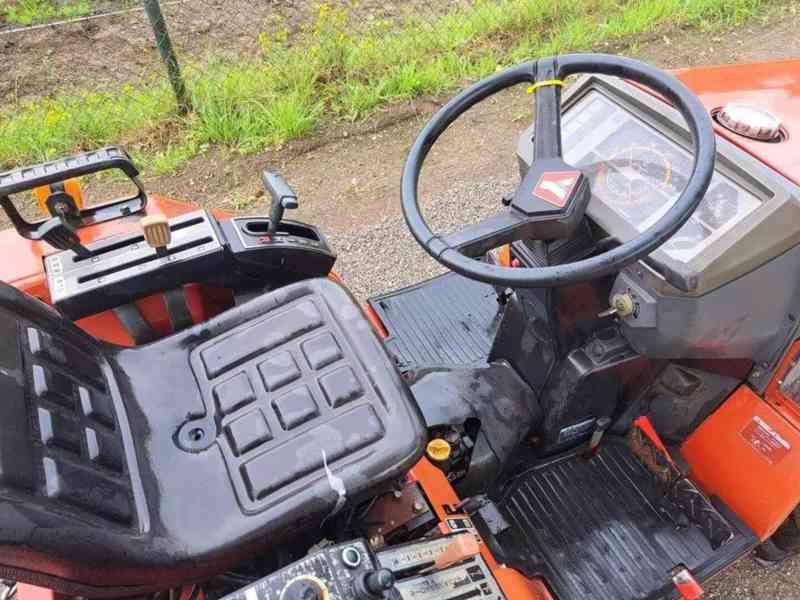 Traktor Yanmar FX185 - foto 6