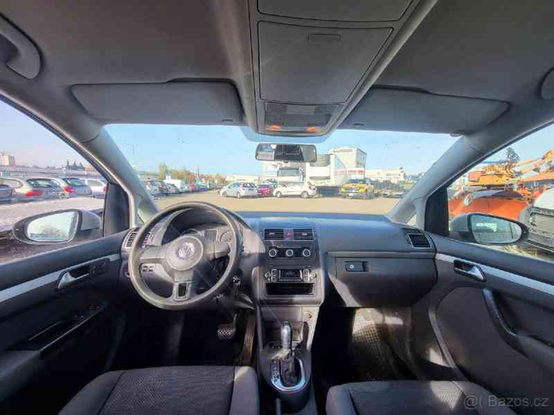 Volkswagen Touran 1,6   77kw, nová STK, rok 2013 - foto 14