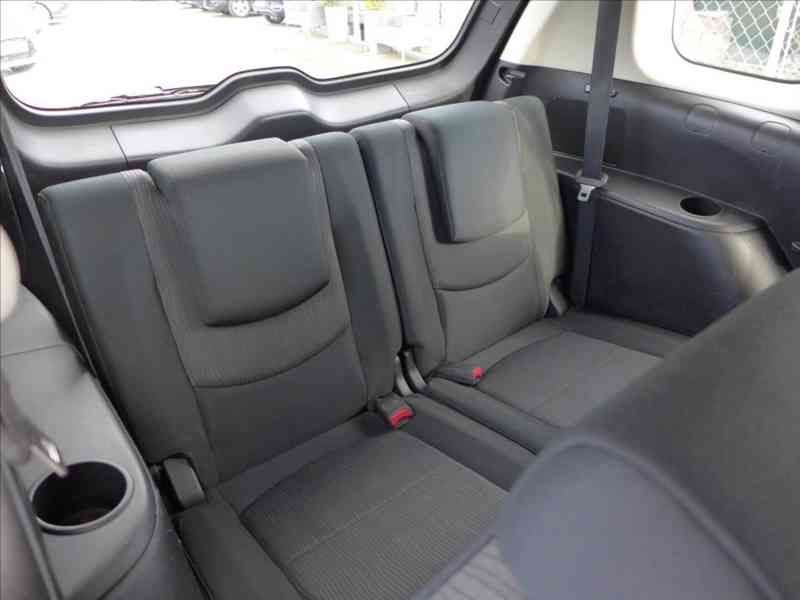 Mazda 5 1,8 i 7 MÍST, TAŽNÉ, VÝHŘEV - foto 9
