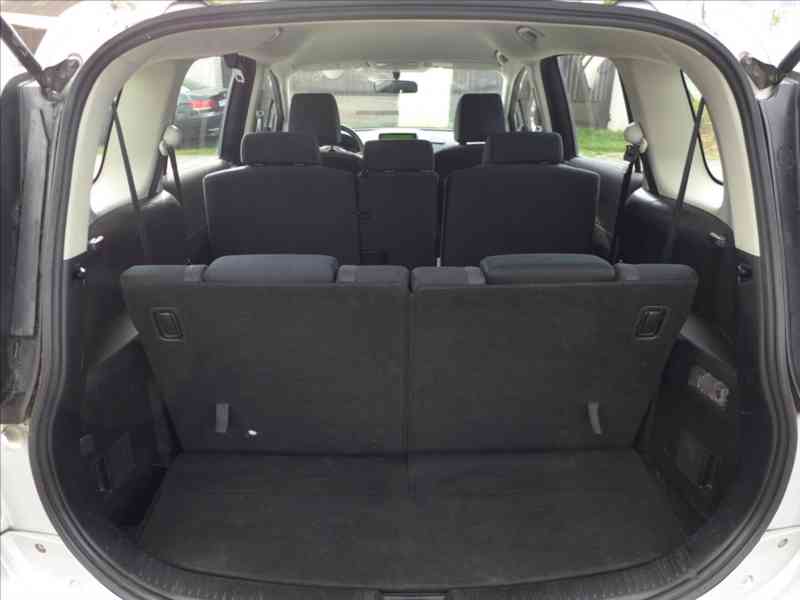 Mazda 5 1,8 i 7 MÍST, TAŽNÉ, VÝHŘEV - foto 8