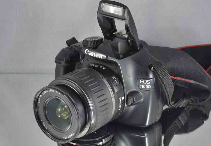 Canon EOS 1100D + Objektiv EFS 18-55mm 3300 Exp. - foto 3