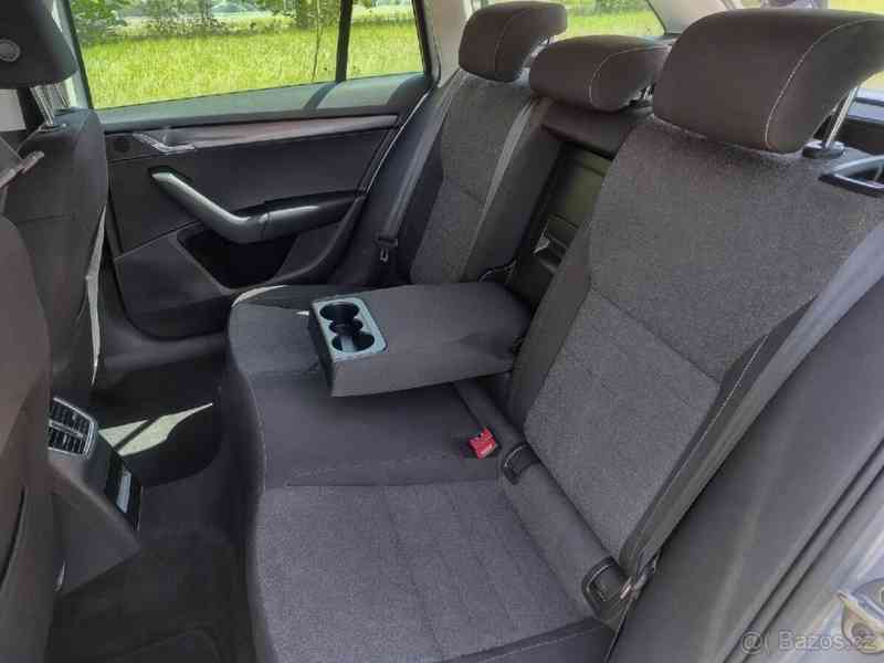 Škoda Octavia 1,6   3FL 2019 Soleil TDI 85KW - foto 14