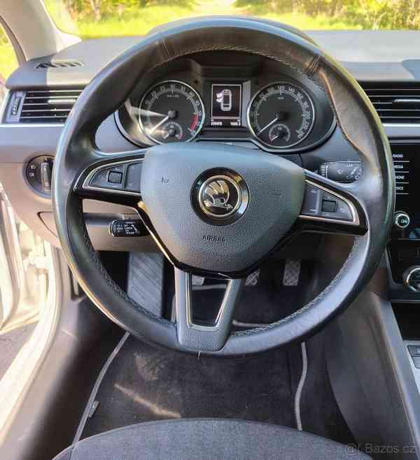 Škoda Octavia 1,6   3FL 2019 Soleil TDI 85KW - foto 20