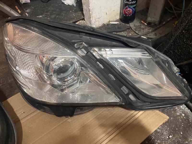 MERCEDES LAMPY W212/W221 VICE KUSU - foto 2