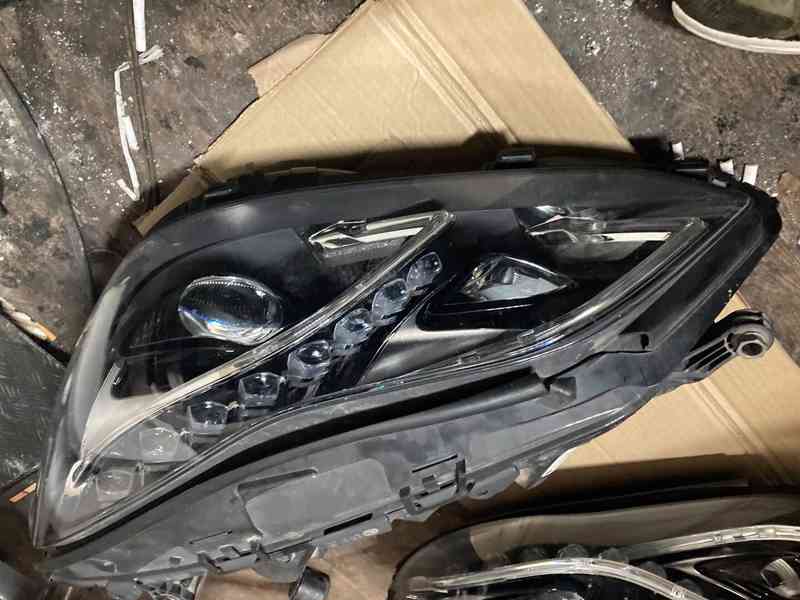 MERCEDES LAMPY W212/W221 VICE KUSU - foto 5