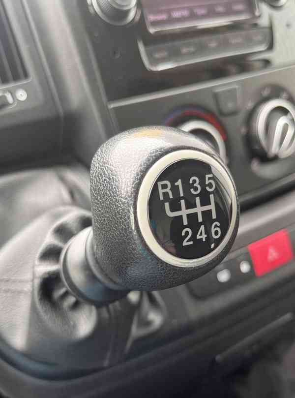 na pronájem Dodávka Peugeot Boxer L4H2 - foto 3