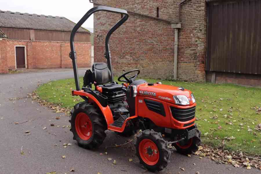 Traktor Kubota B1620 - foto 1