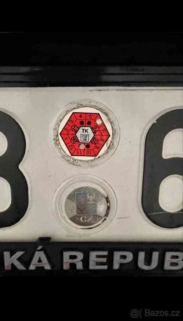 Volkswagen Passat 2,0   b7 - foto 6