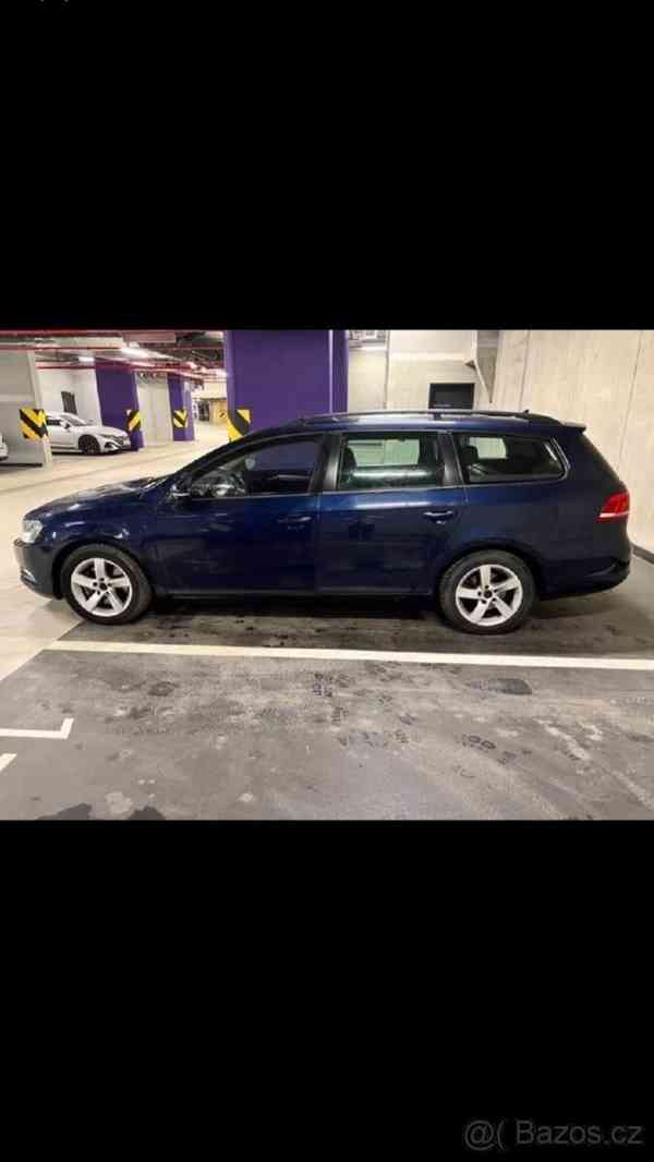 Volkswagen Passat 2,0   b7 - foto 2