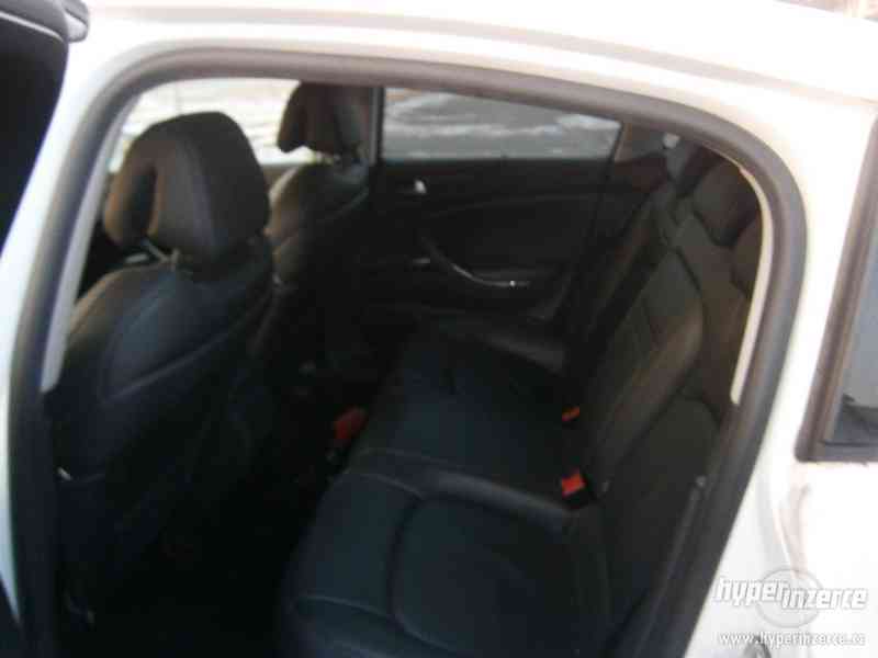 Citroën C5 3.0 V6, kůže, xenony, automat - Top stav - foto 8