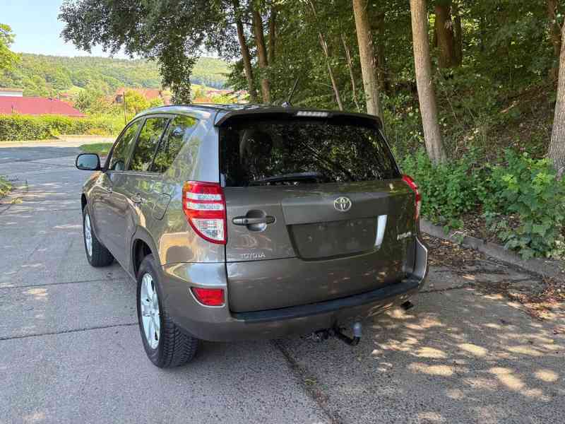 Toyota RAV 4 2,0i 4x4 Sol benzín 116kw - foto 5
