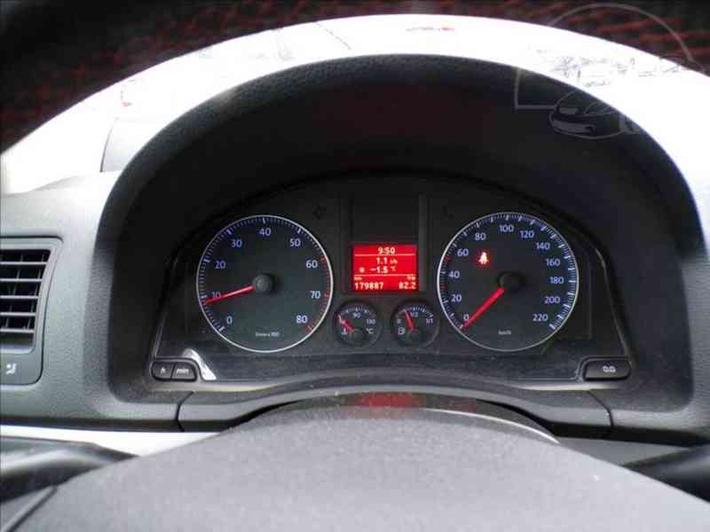 Volkswagen Golf 1,4 i TREND - foto 6