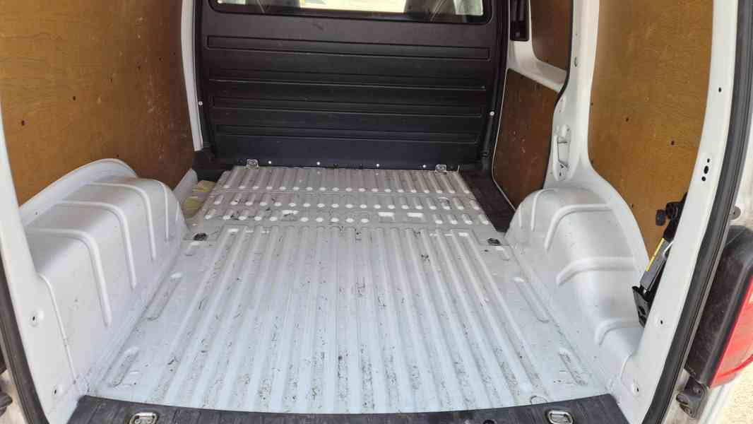 VOLKSWAGEN Caddy 2.0 TDI - foto 6