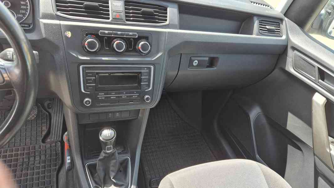 VOLKSWAGEN Caddy 2.0 TDI - foto 8