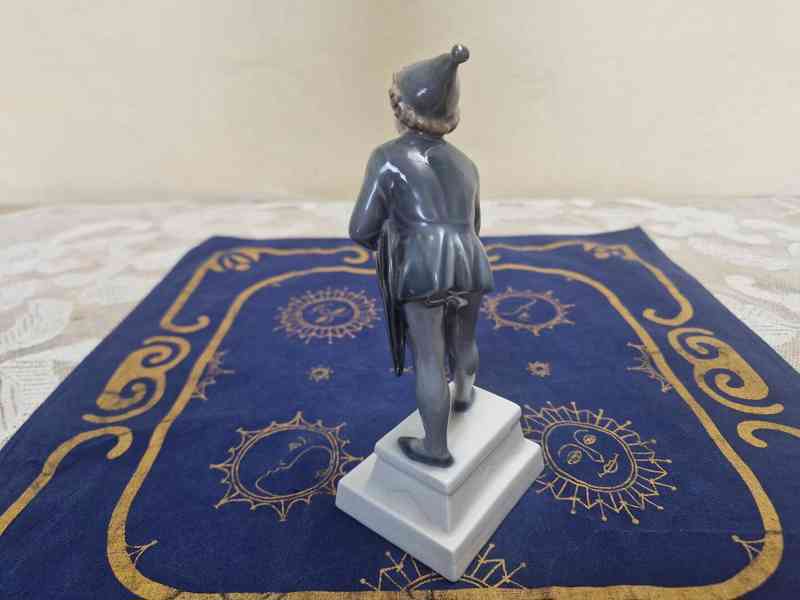 Porcelánová Plastika Chlapec s deštníky Kodaň Copenhagen - foto 5