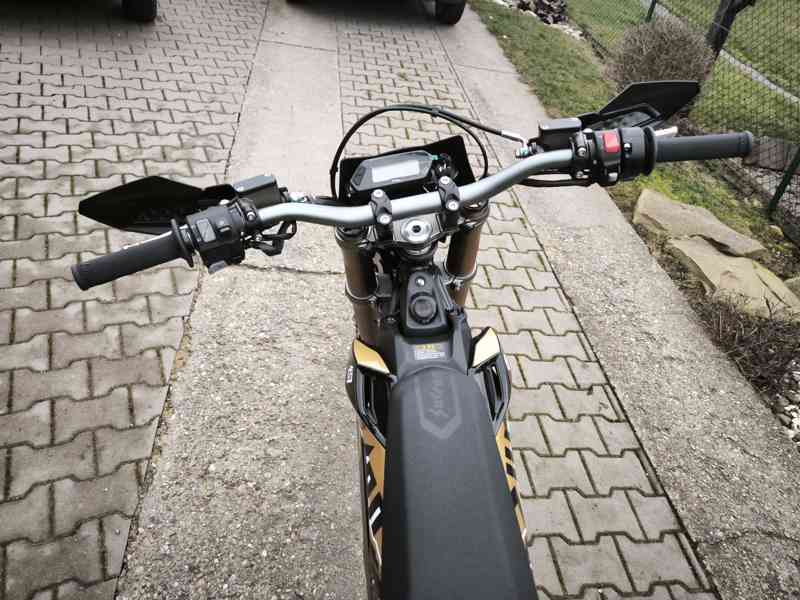 SurRon Ultra Bee 21,5kW NOVÝ - foto 5