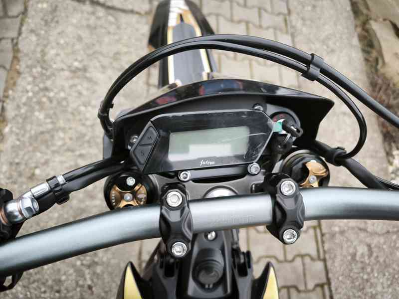 SurRon Ultra Bee 21,5kW NOVÝ - foto 6