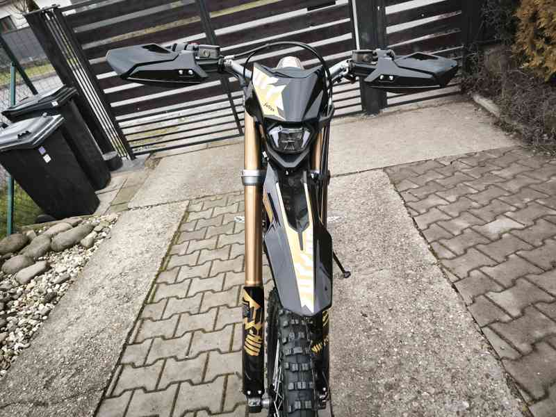 SurRon Ultra Bee 21,5kW NOVÝ - foto 3