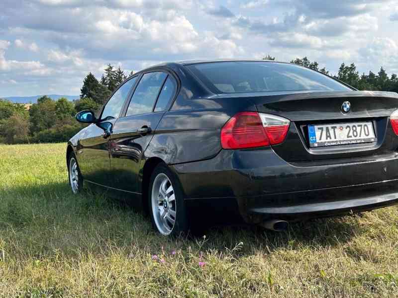 BMW Řada 3 2,0   E90 318d - foto 13