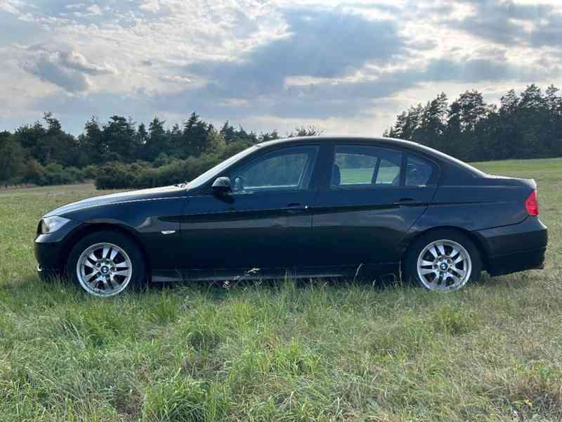 BMW Řada 3 2,0   E90 318d - foto 4