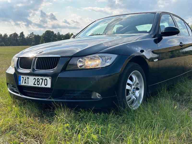 BMW Řada 3 2,0   E90 318d - foto 2