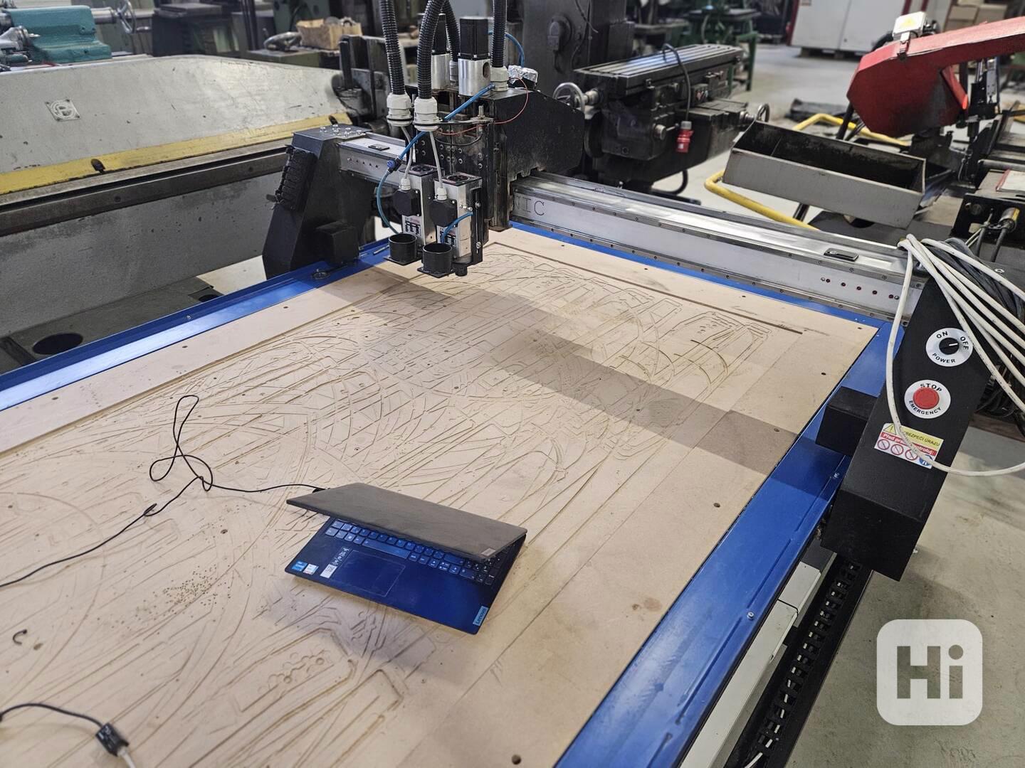 CNC frézka - foto 1