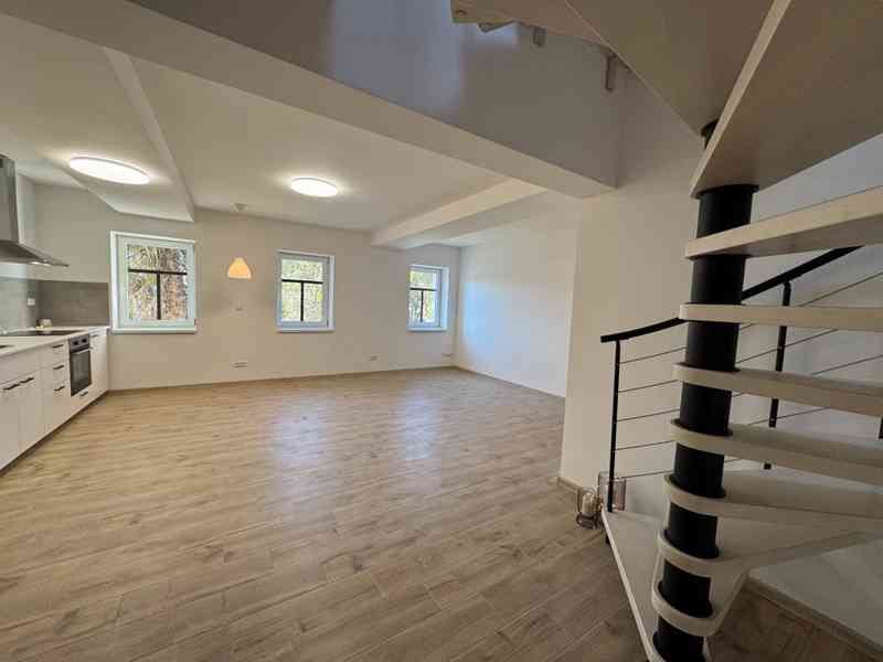 PRONÁJEM MEZONETOVÉHO BYTU 4+KK U VYŠKOVA - foto 12