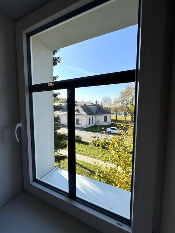 PRONÁJEM MEZONETOVÉHO BYTU 4+KK U VYŠKOVA - foto 4