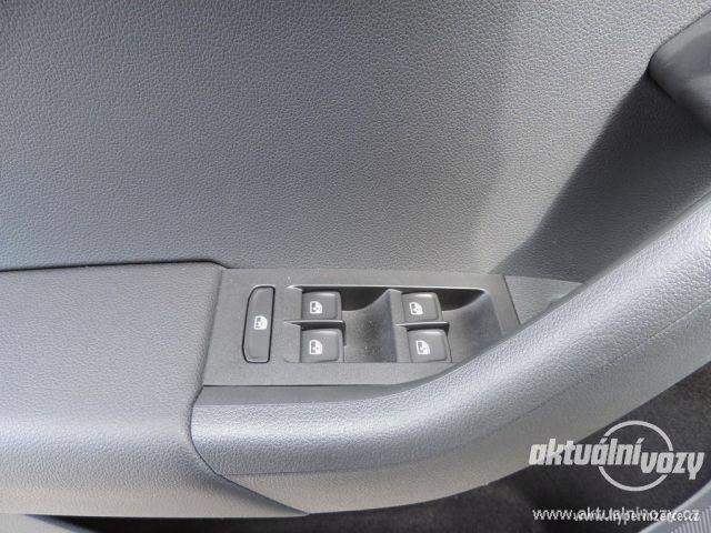 Škoda Octavia 2.0, nafta, automat, r.v. 2015, navigace, kůže - foto 37