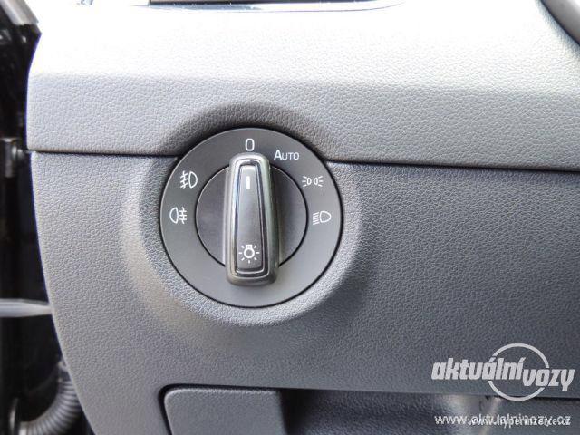 Škoda Octavia 2.0, nafta, automat, r.v. 2015, navigace, kůže - foto 45