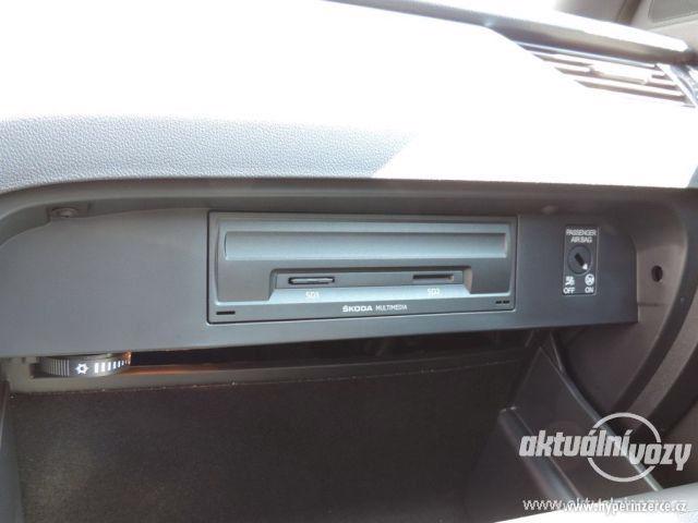 Škoda Octavia 2.0, nafta, automat, r.v. 2015, navigace, kůže - foto 47