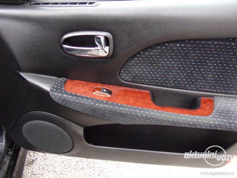 Hyundai Sonata 2.0, benzín, rok 2003, el. okna, STK, centrál, klima - foto 3