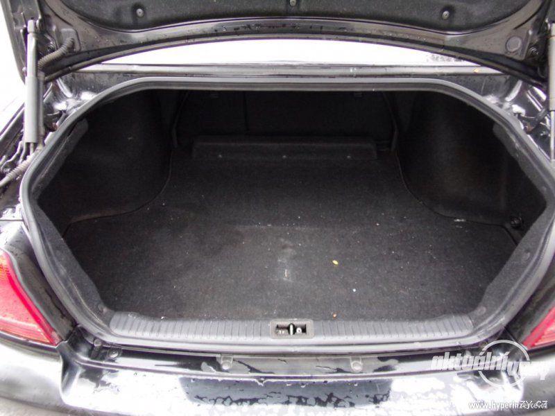 Hyundai Sonata 2.0, benzín, rok 2003, el. okna, STK, centrál, klima - foto 10