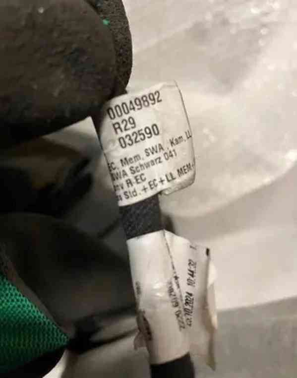 prave pravy zrcatko vw touareg iii 3 761857509DD - foto 3