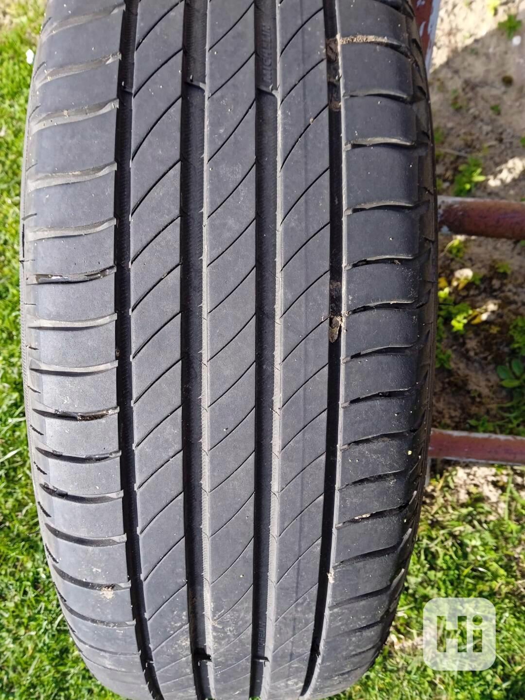 Letní pneu na disku - foto 1