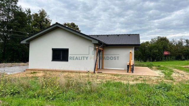 Prodej nízkoenergetické stavby zděného rodinného domu 4+kk Ropice - foto 2