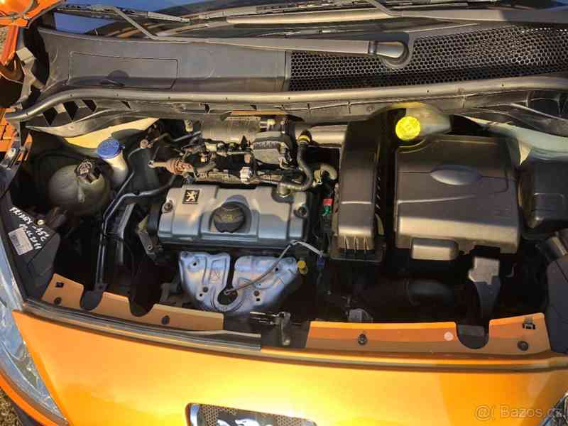 Peugeot 1007 1.4 54kW 2006 automat	 - foto 7