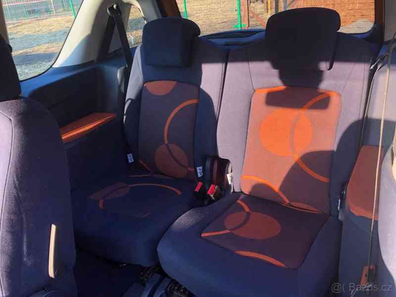 Peugeot 1007 1.4 54kW 2006 automat	 - foto 5
