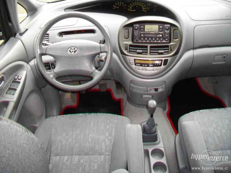 Toyota Previa 2.4i 7 míst - foto 6