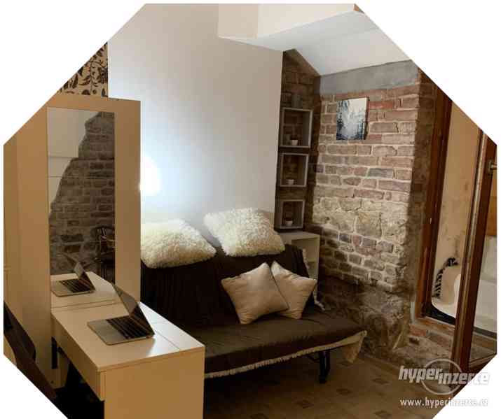 Apartmány ul. Benátská 1714/7, 128 00 Praha 1 - foto 15