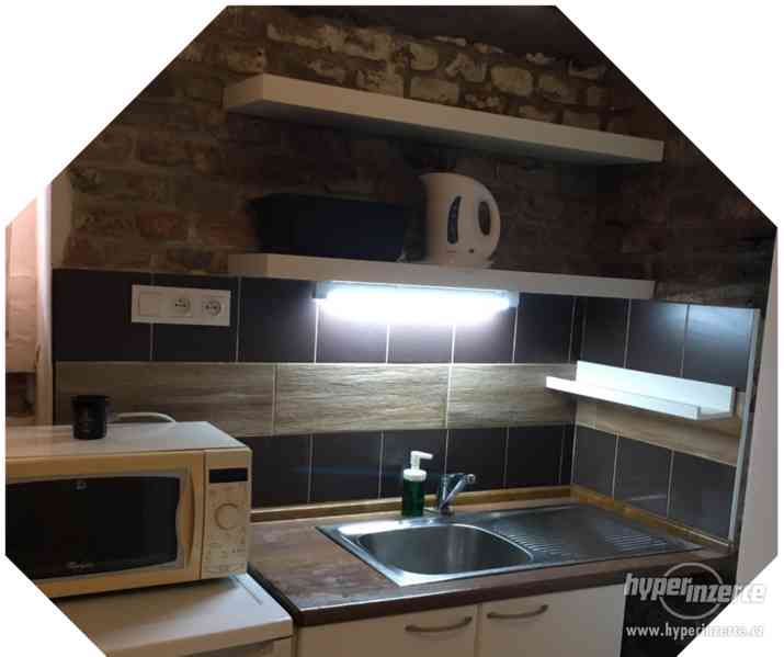 Apartmány ul. Benátská 1714/7, 128 00 Praha 1 - foto 16