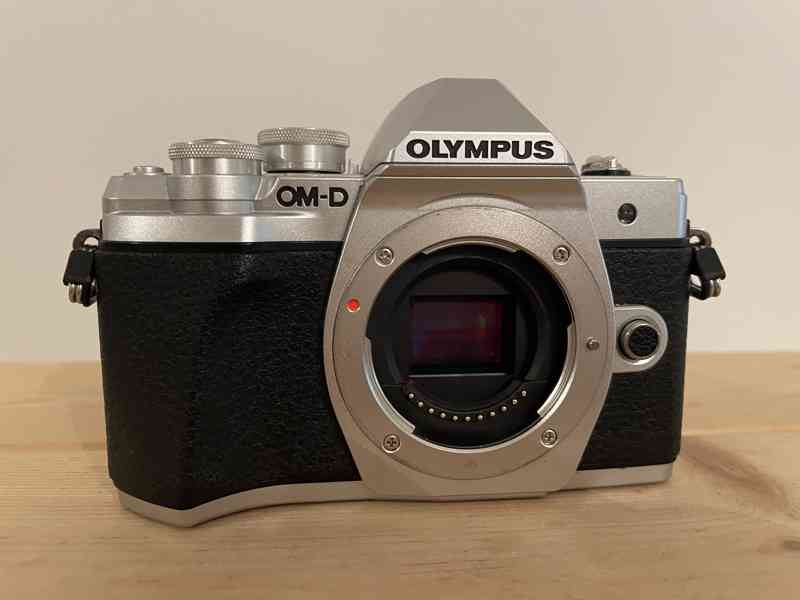 Olympus OM-D mark iii - foto 6