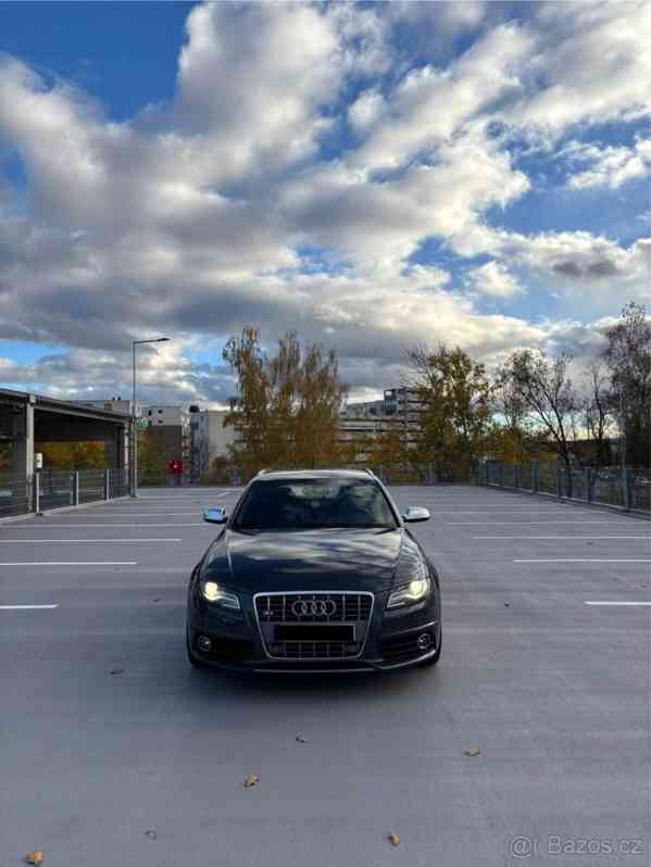 Audi S4 3,0   2009 - foto 1