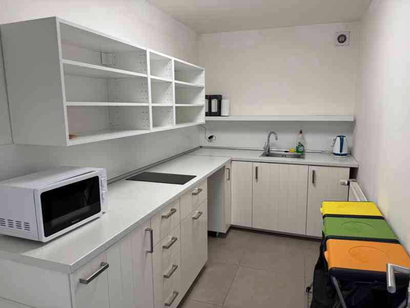 LEVNÉ UBYTOVÁNÍ PRAHA 4 – PANKRÁC | METRO | NOVÉ POKOJE - foto 4