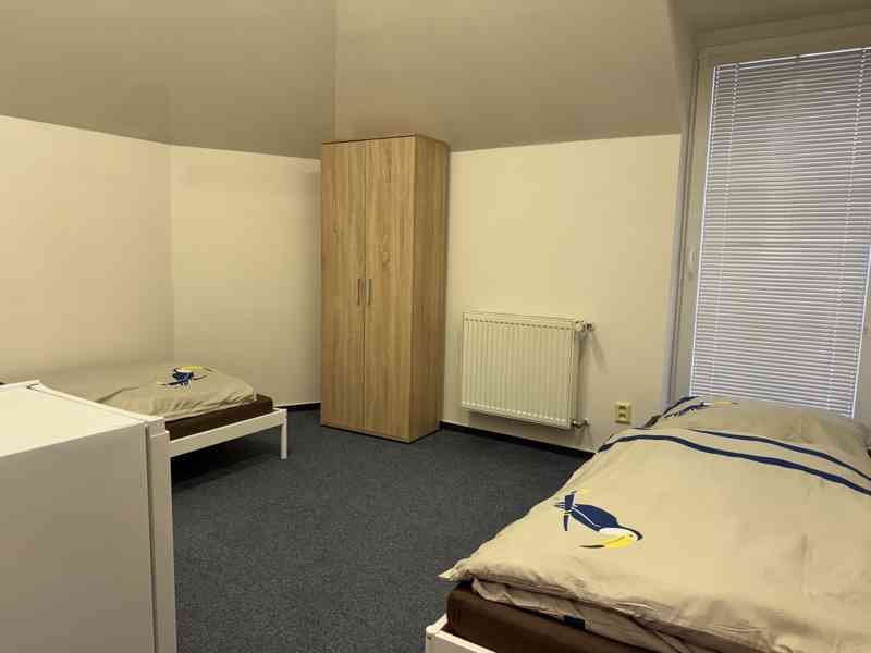 LEVNÉ UBYTOVÁNÍ PRAHA 4 – PANKRÁC | METRO | NOVÉ POKOJE - foto 2