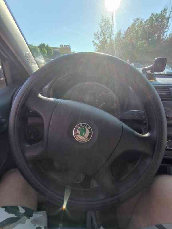 Škoda Fabia 1.2 2008 - foto 4