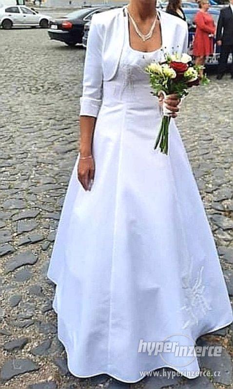 Svatební šaty a svatebni dekorace - foto 6