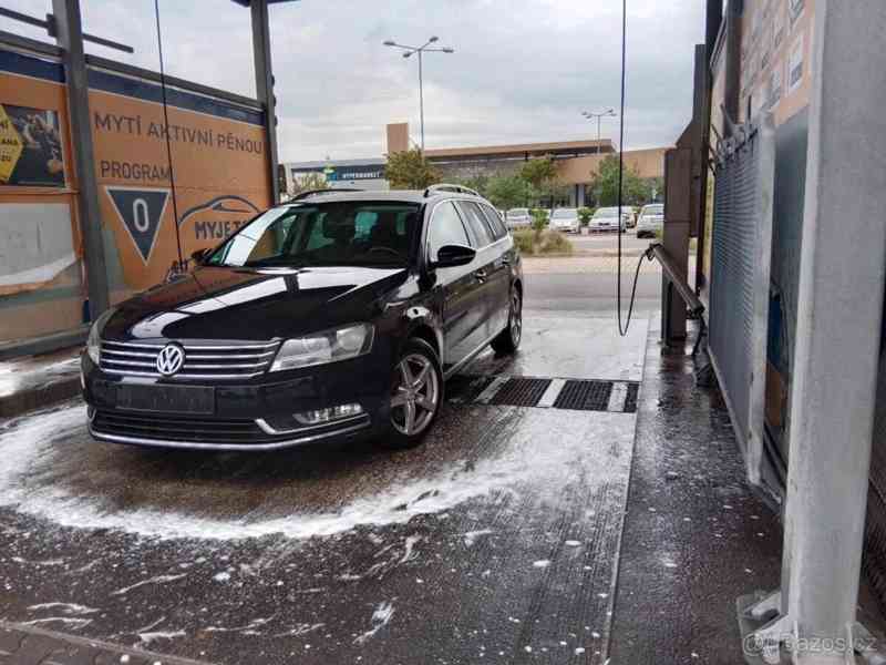 Volkswagen Passat 2,0   B7 - foto 2